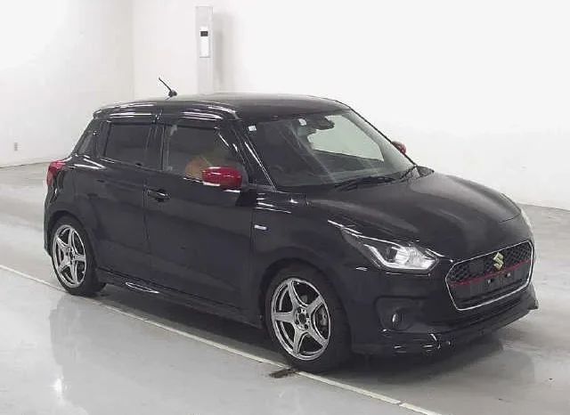 
								Suzuki Swift RS Hybrid 2019 full									