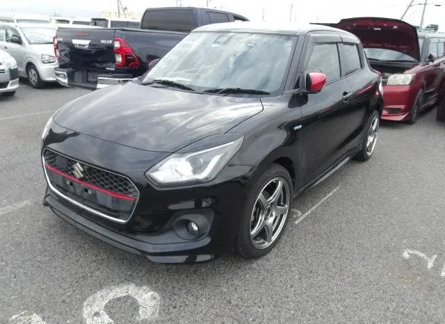 
								Suzuki Swift RS Hybrid 2019 full									