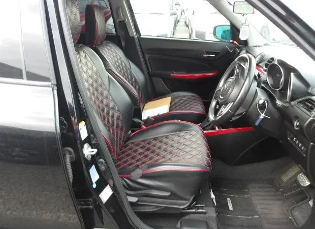 
								Suzuki Swift RS Hybrid 2019 full									