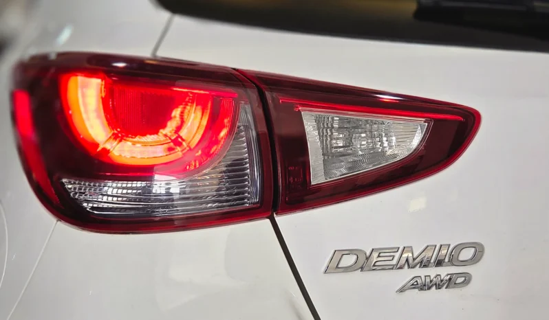 
								Mazda Demio AWD 2018 Petrol 1300cc full									