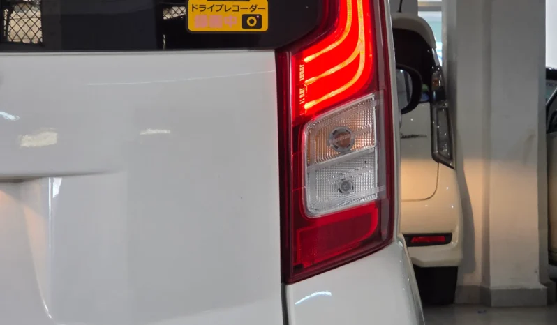 
								Daihatsu Move 2020 full									