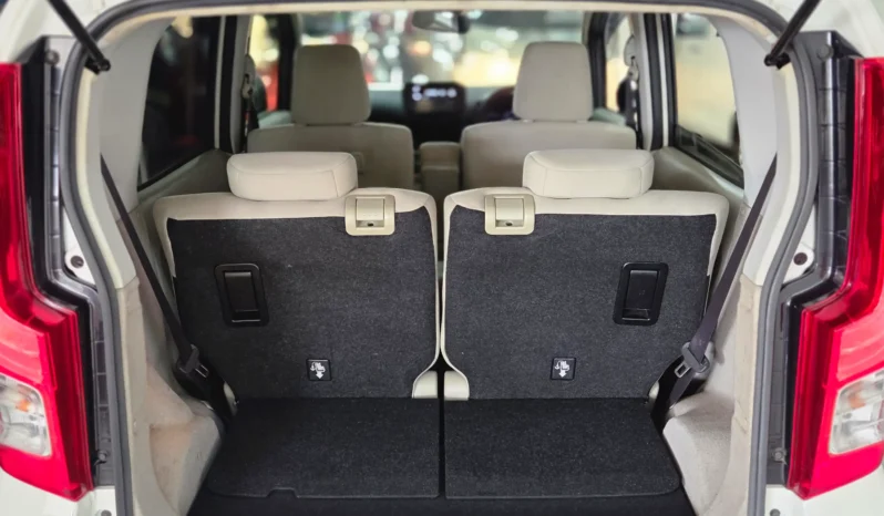 
								Daihatsu Move 2020 full									