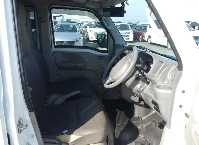 
								Suzuki Every 2019 Automatic full									