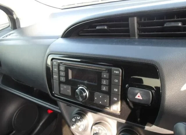 
								Toyota Vitz 2019 1000cc full									