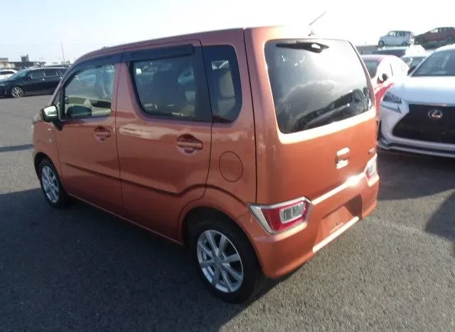 
								Suzuki Wagon R FX Hybrid 2019 full									