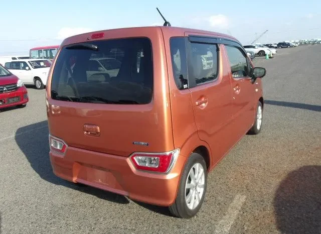 
								Suzuki Wagon R FX Hybrid 2019 full									