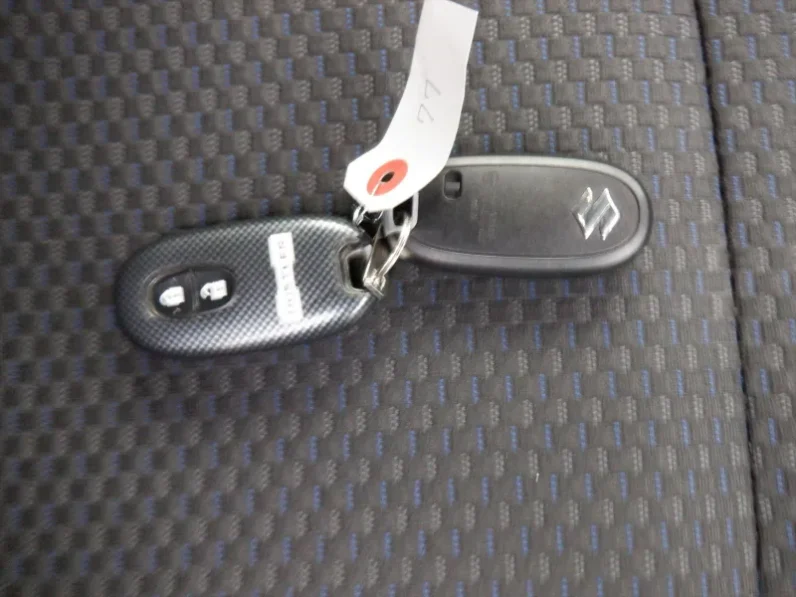 
								Suzuki Hustler S-Ene Charge 2019 Tough Wild Edition full									