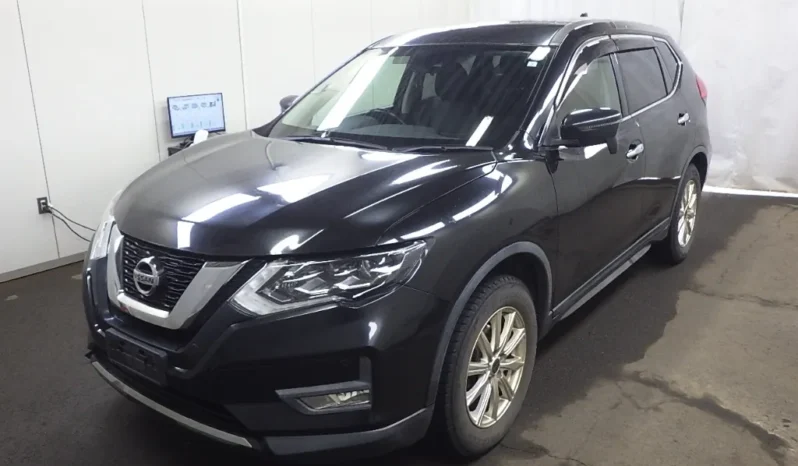 
								Nissan X-Trail 2019 4×4 full									