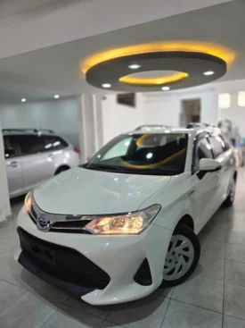 Toyota Corolla Fielder Hybrid 2018