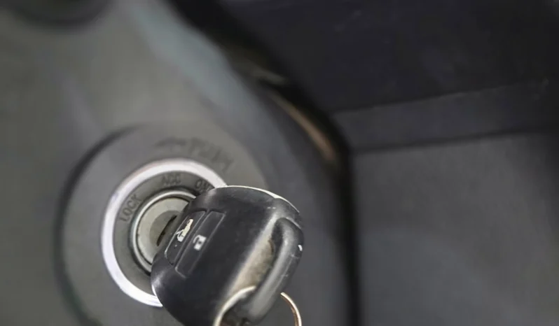 
								Toyota Corolla Fielder Hybrid 2018 full									