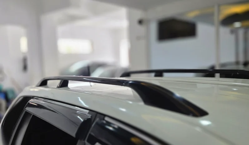 
								Toyota Corolla Fielder Hybrid 2018 full									