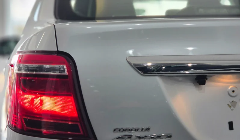
								Toyota Corolla Axio 2019 Non Hybrid full									