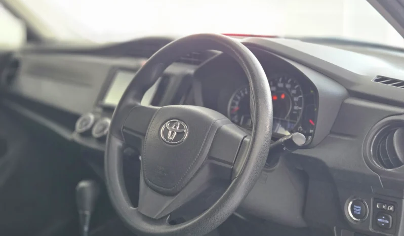
								Toyota Corolla Axio 2019 Non Hybrid full									