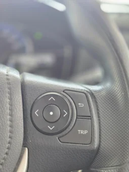 Toyota Corolla Fielder Hybrid 2018