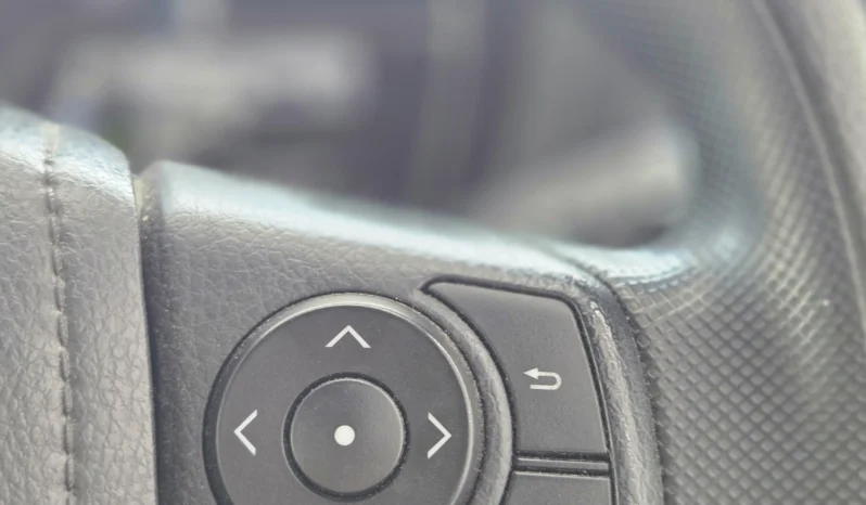 
								Toyota Corolla Fielder Hybrid 2018 full									