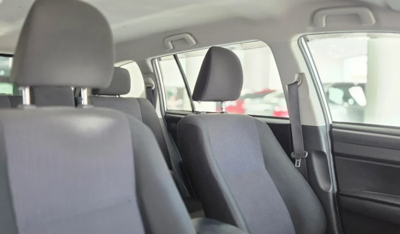 
								Toyota Corolla Fielder Hybrid 2018 full									