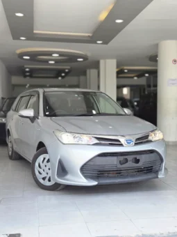 Toyota Corolla Fielder Hybrid 2018