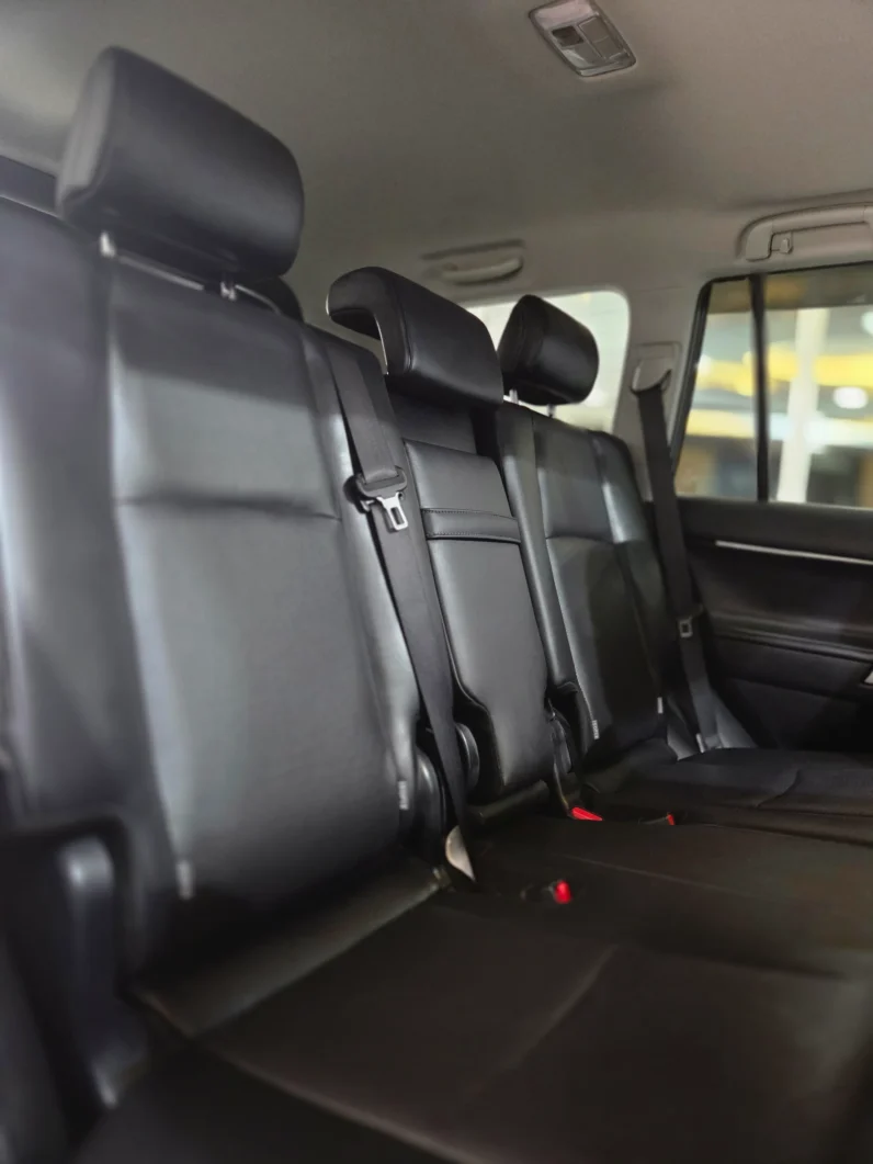 
								Toyota Land Cruiser Prado 2020 Petrol TX-L 70th Anniversary Black Edition full									