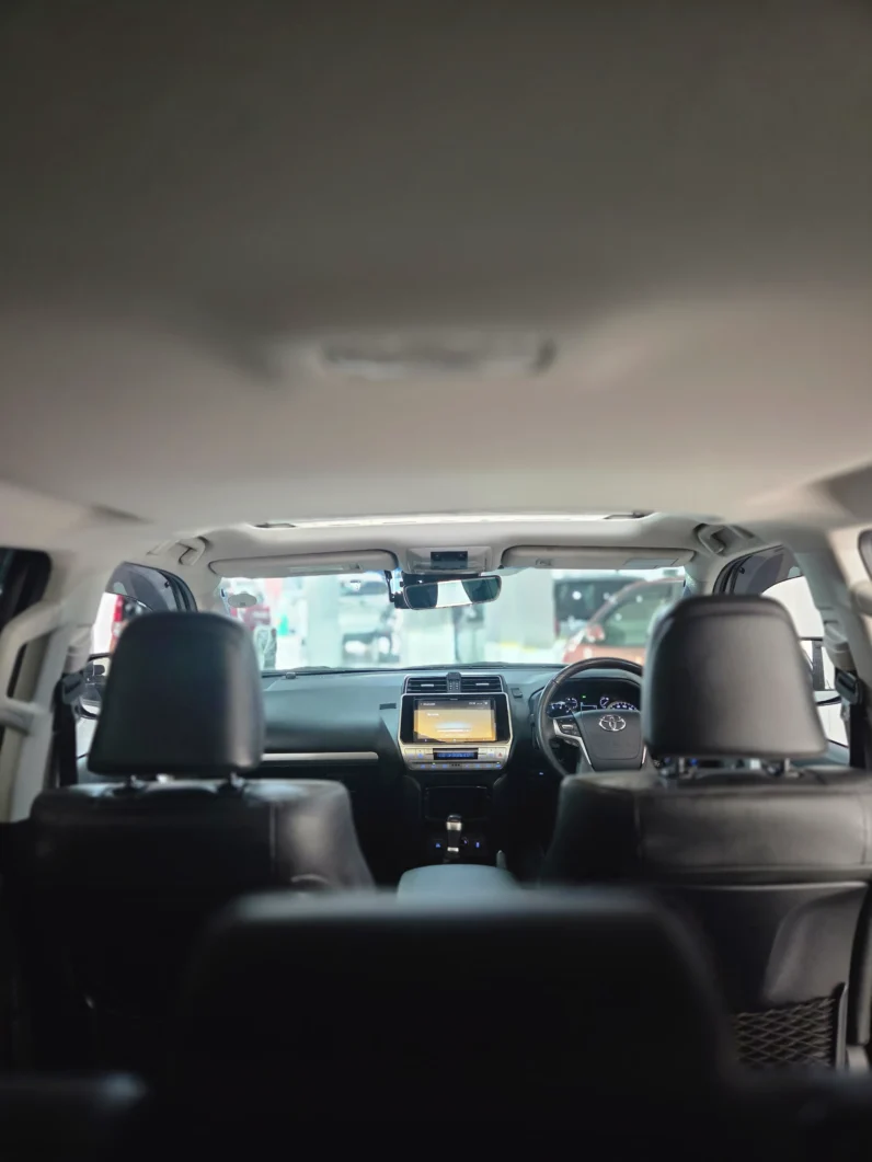 
								Toyota Land Cruiser Prado 2020 Petrol TX-L 70th Anniversary Black Edition full									