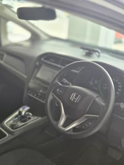 Honda Shuttle Hybrid 2018