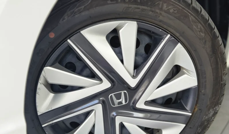 
								Honda Shuttle Hybrid 2018 full									