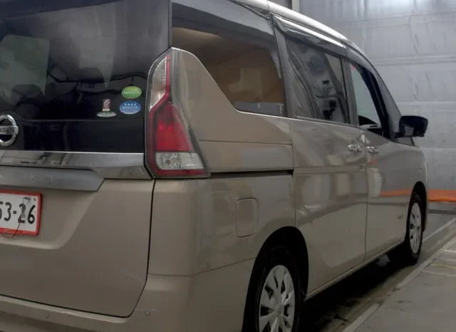 
								Nissan Serena S-Hybrid 2019 X V-Selection full									