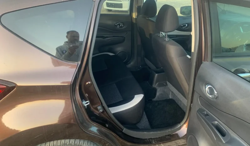 
								Nissan Note E-Power 2020 full									