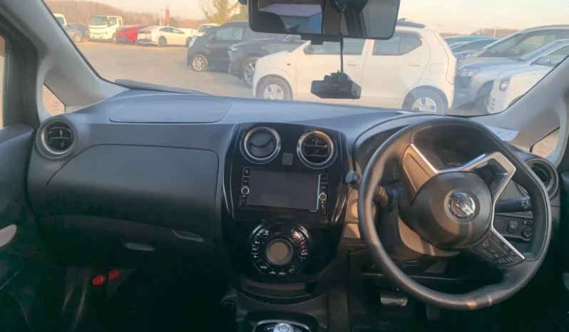 
								Nissan Note E-Power 2020 full									