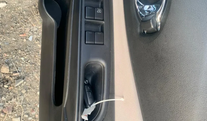 
								Nissan Note E-Power 2020 full									