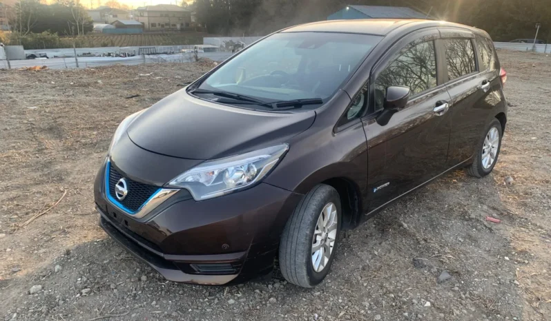 
								Nissan Note E-Power 2020 full									
