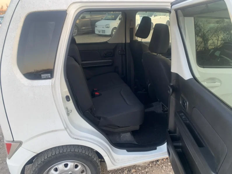 
								Suzuki Wagon R Hybrid 2020 FX full									