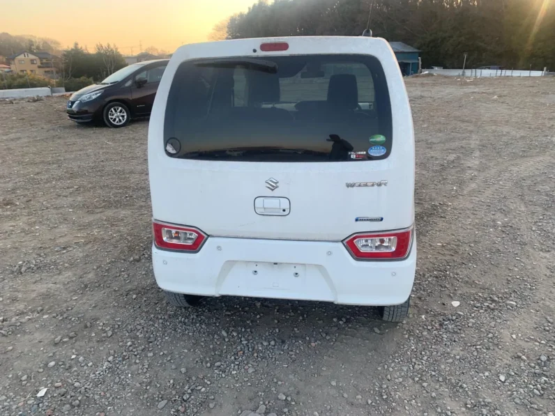 
								Suzuki Wagon R Hybrid 2020 FX full									