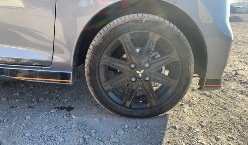 
								Mitsubishi eK Custom 2019 Active Gear full									