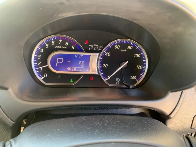 
								Mitsubishi eK Custom 2019 Active Gear full									
