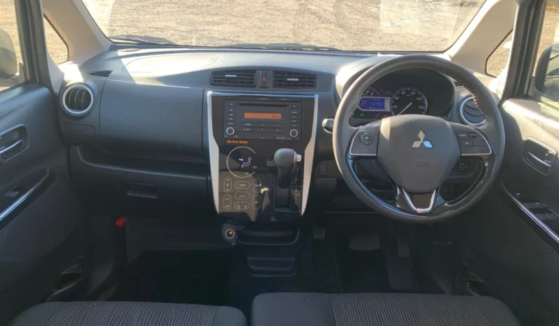 
								Mitsubishi eK Custom 2019 Active Gear full									