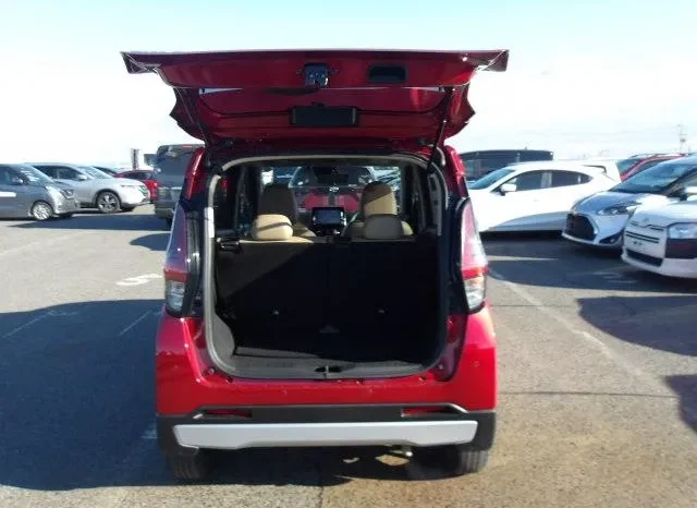 
								Mitsubishi eK X 2019 Hybrid G full									