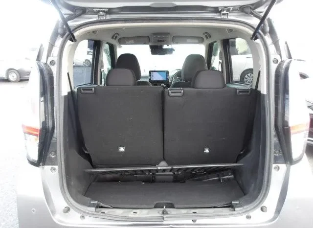 
								Mitsubishi eK X 2019 Hybrid G MI-Pilot full									