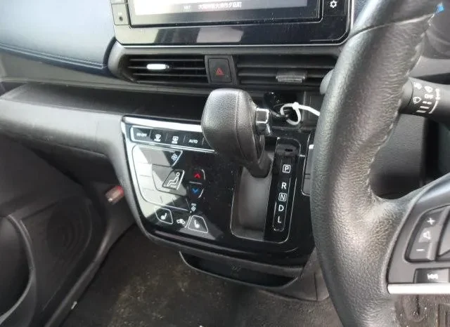 
								Mitsubishi eK X 2019 Hybrid G MI-Pilot full									