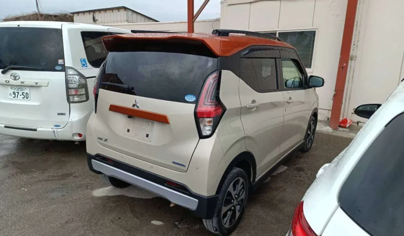 
								Mitsubishi ek X 2019 Hybrid Turbo MI-Pilot Two Tone full									