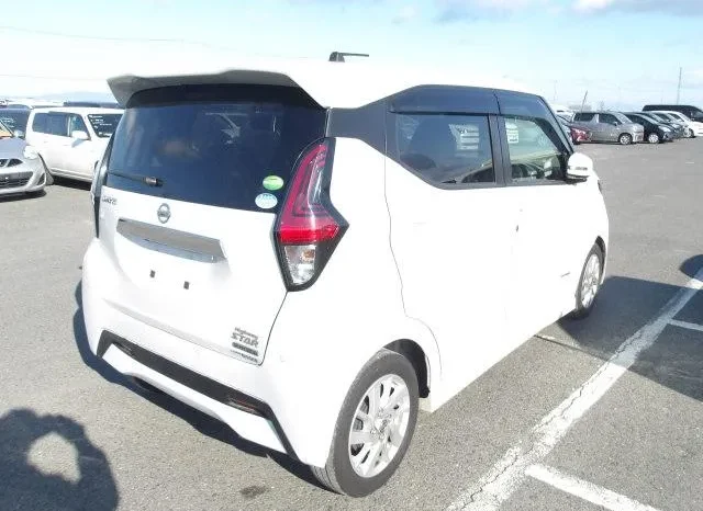 
								Nissan Dayz Highway Star 2019 S-Hybrid ProPilot full									