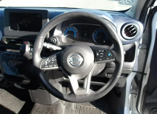 
								Nissan Dayz Highway Star 2019 S-Hybrid ProPilot full									