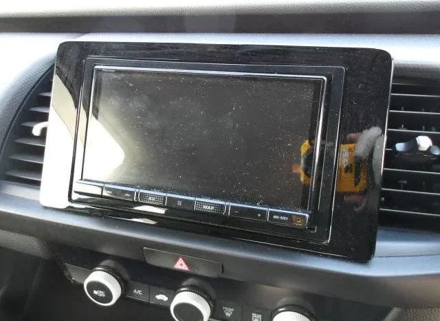 
								Honda Fit e-HEV 2020 full									