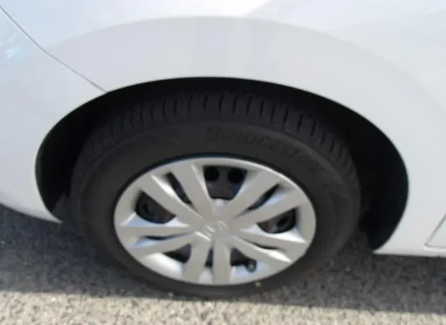 
								Honda Fit e-HEV 2020 full									