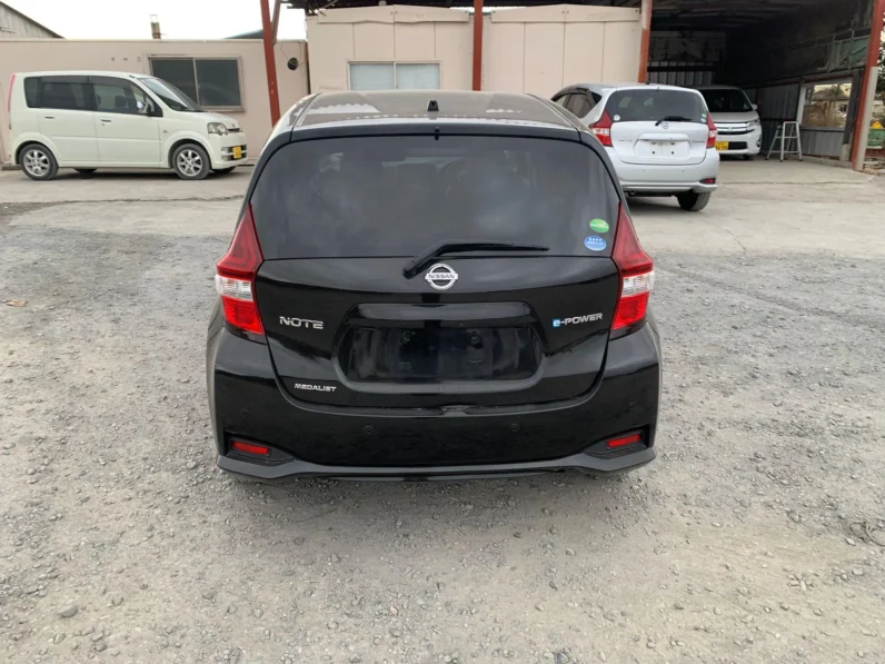 
								Nissan Note E-Power 2019 Medalist full									