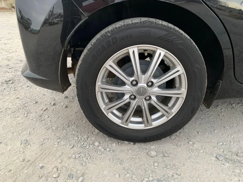 
								Nissan Note E-Power 2019 Medalist full									