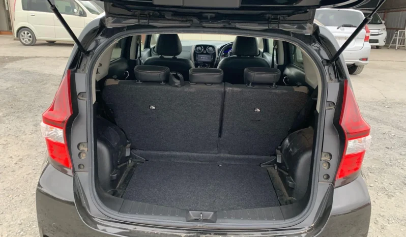 
								Nissan Note E-Power 2019 Medalist full									