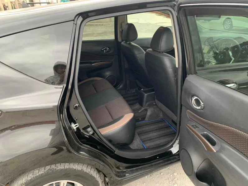 
								Nissan Note E-Power 2019 Medalist full									