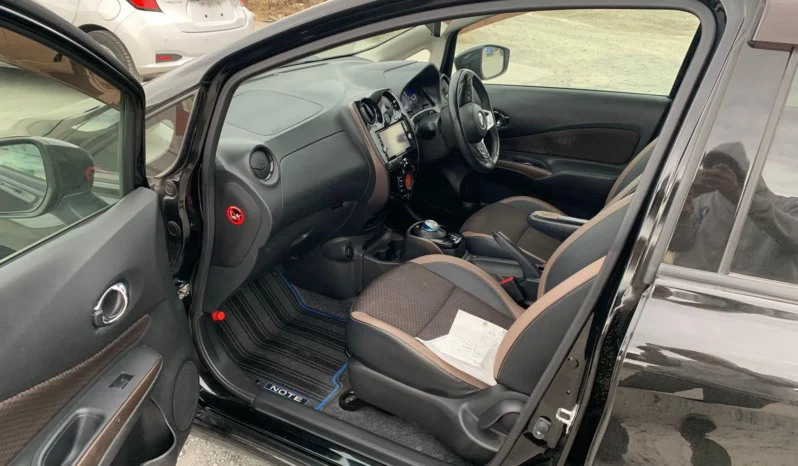 
								Nissan Note E-Power 2019 Medalist full									