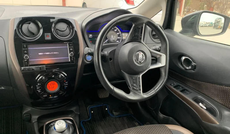 
								Nissan Note E-Power 2019 Medalist full									