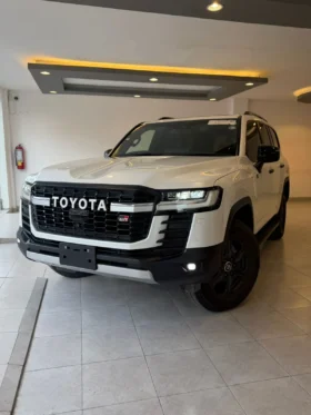 Toyota Land Cruiser LC300 GR 2021 Diesel